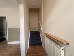 Entrance Hallway- click for photo gallery